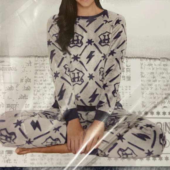 Harry Potter Women’s Fleece PJ Set Size XL - Picture 4 of 6